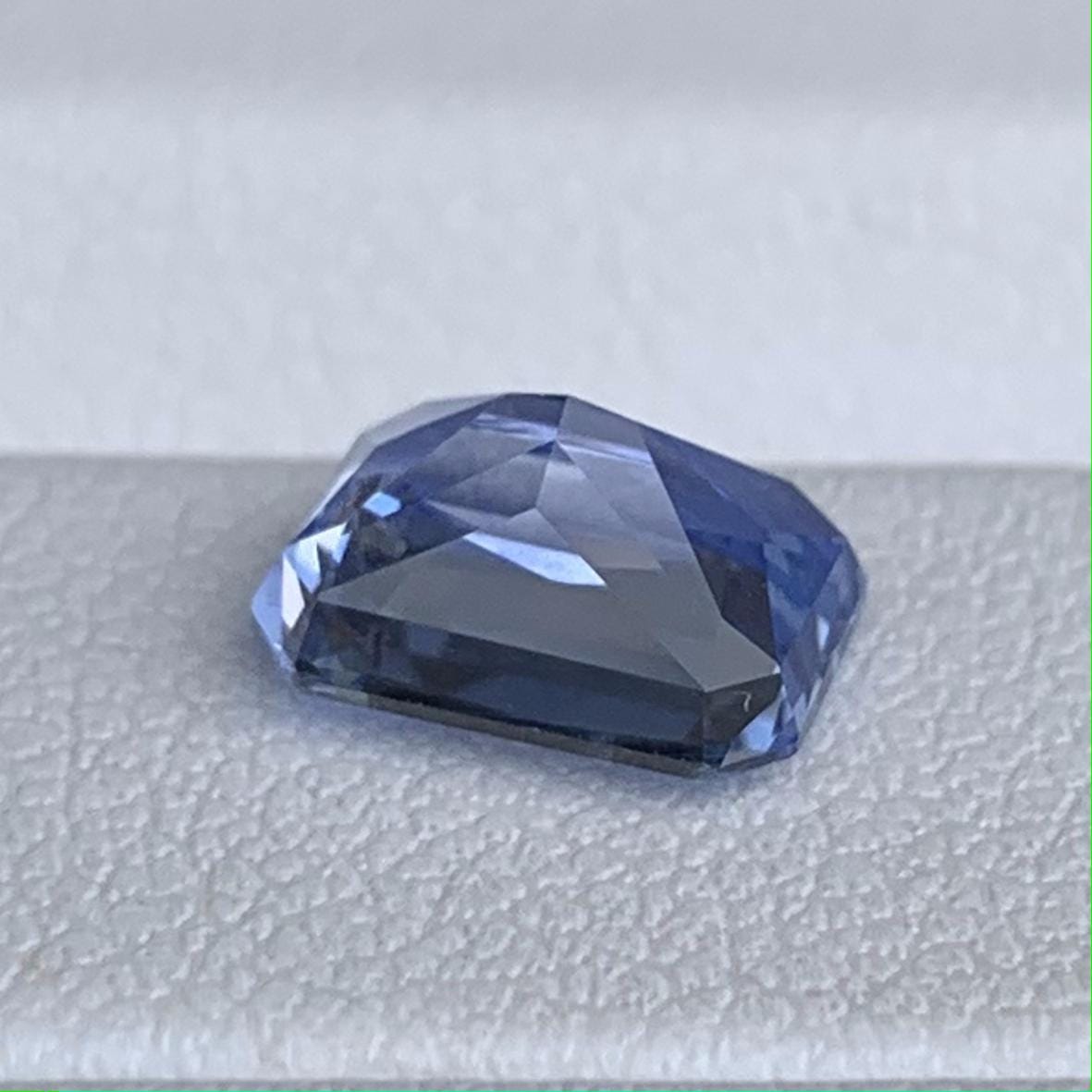 Natural Radiant Cut Blue Sapphire 2.28ct - (H)