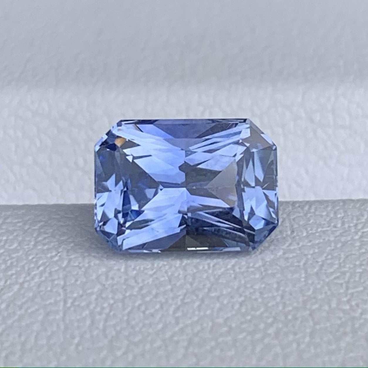 Natural Radiant Cut Blue Sapphire 2.28ct - (H)