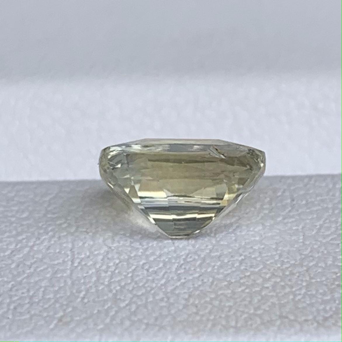 Natural Cushion Cut Bi Color Sapphire 2.06ct - (UH)