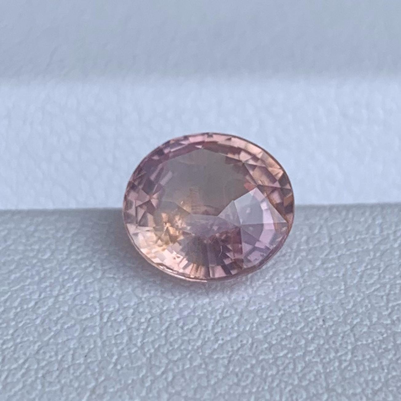 Natural Orangish Pink Padparadscha Sapphire 2.06ct - (UH)