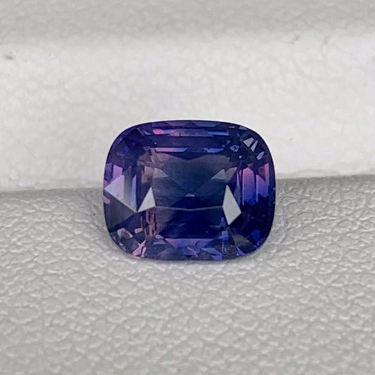 Rare Purple Blue Bi Color Sapphire 1.55ct - (UH)