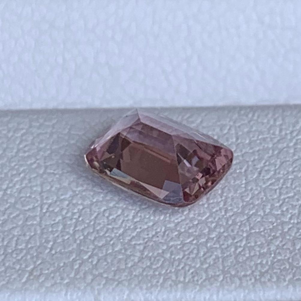 Natural Padparadscha Sapphire 1.25ct - (UH) - Baza Boutique
