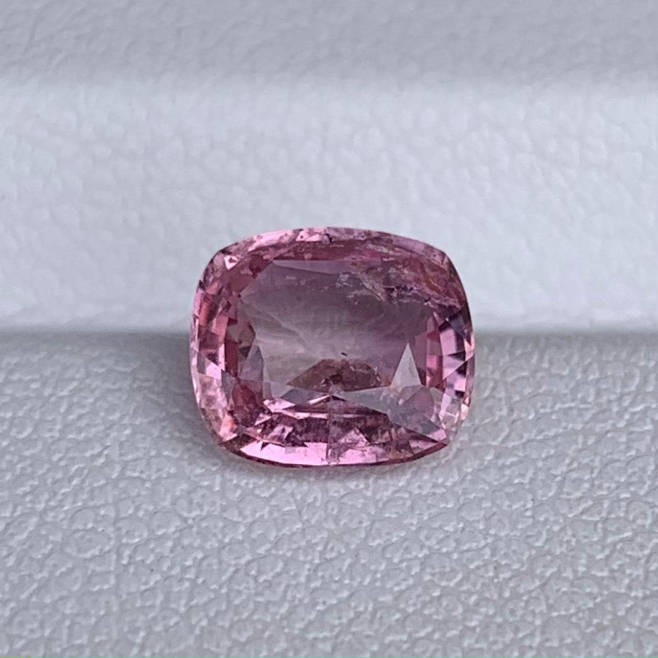 Natural Sunrise Padparadscha Sapphire 1.52ct - (UH)
