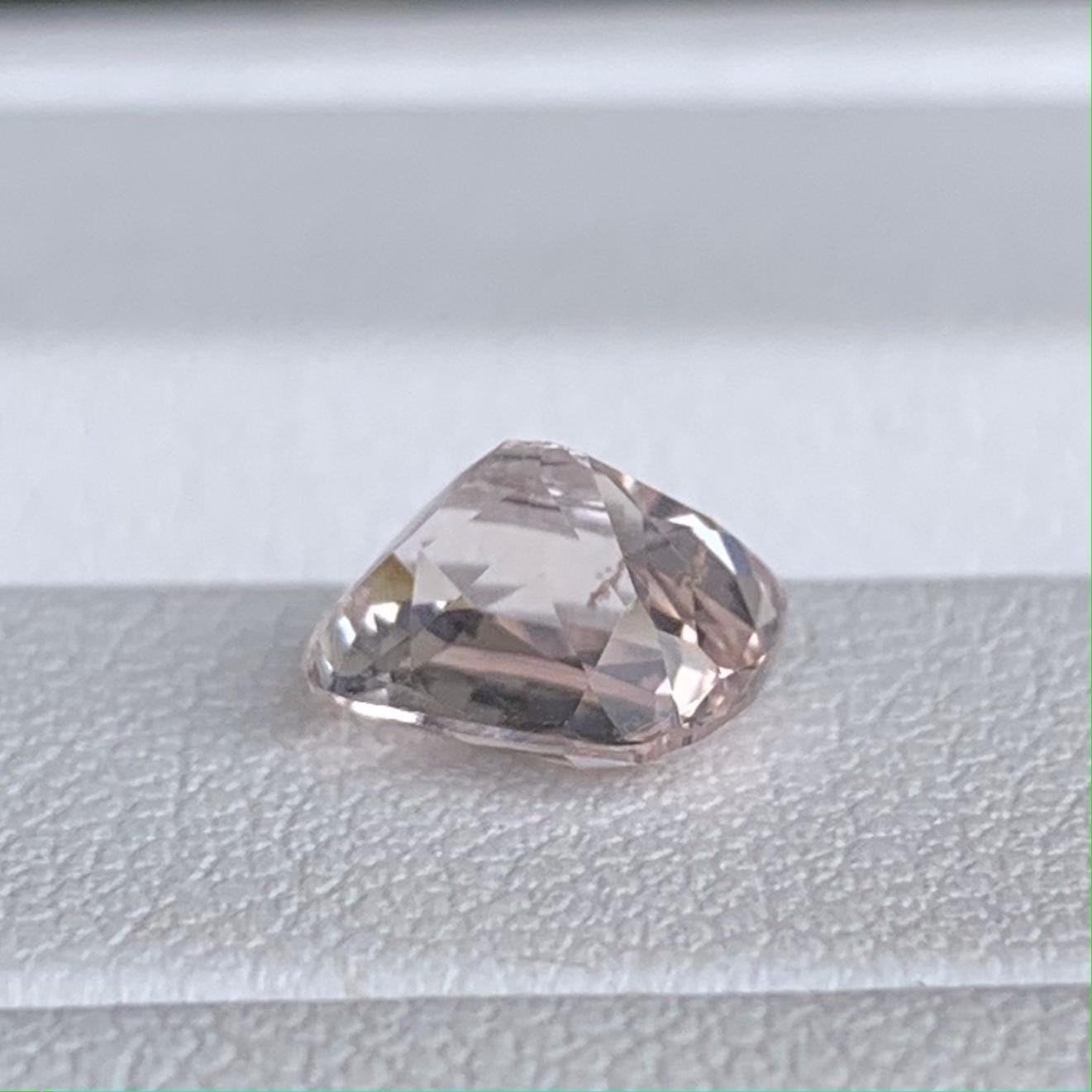 Natural Peach Sapphire 2.09ct - (H) - Baza Boutique