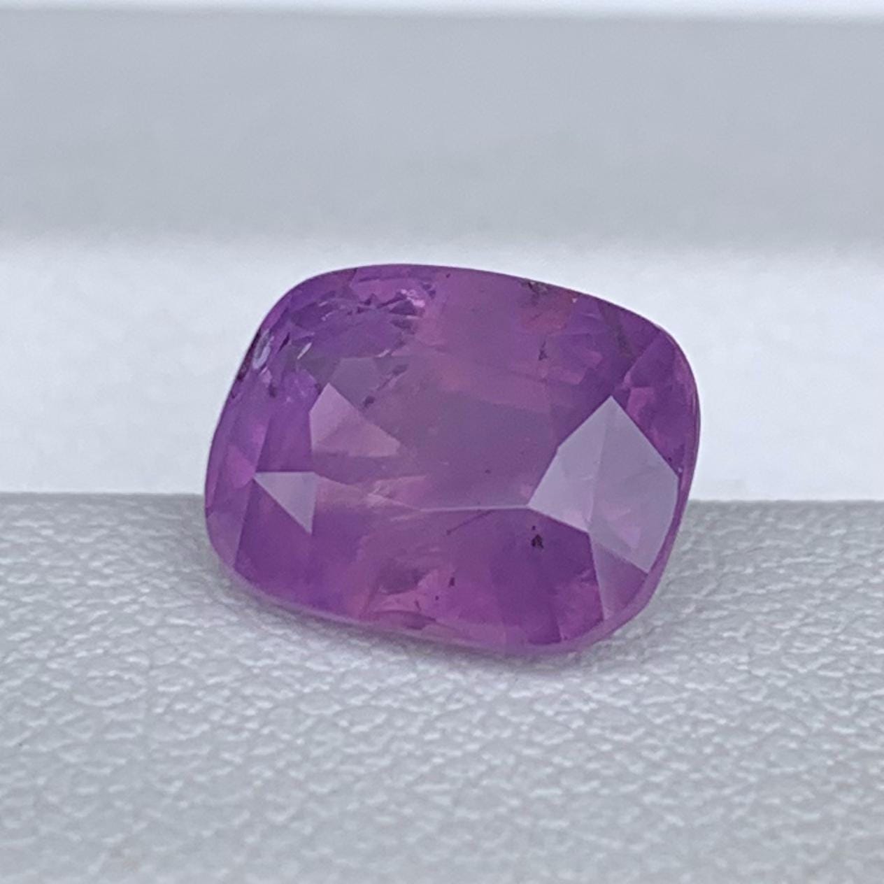 Natural Purple Sapphire 3.15ct - (UH) - Baza Boutique