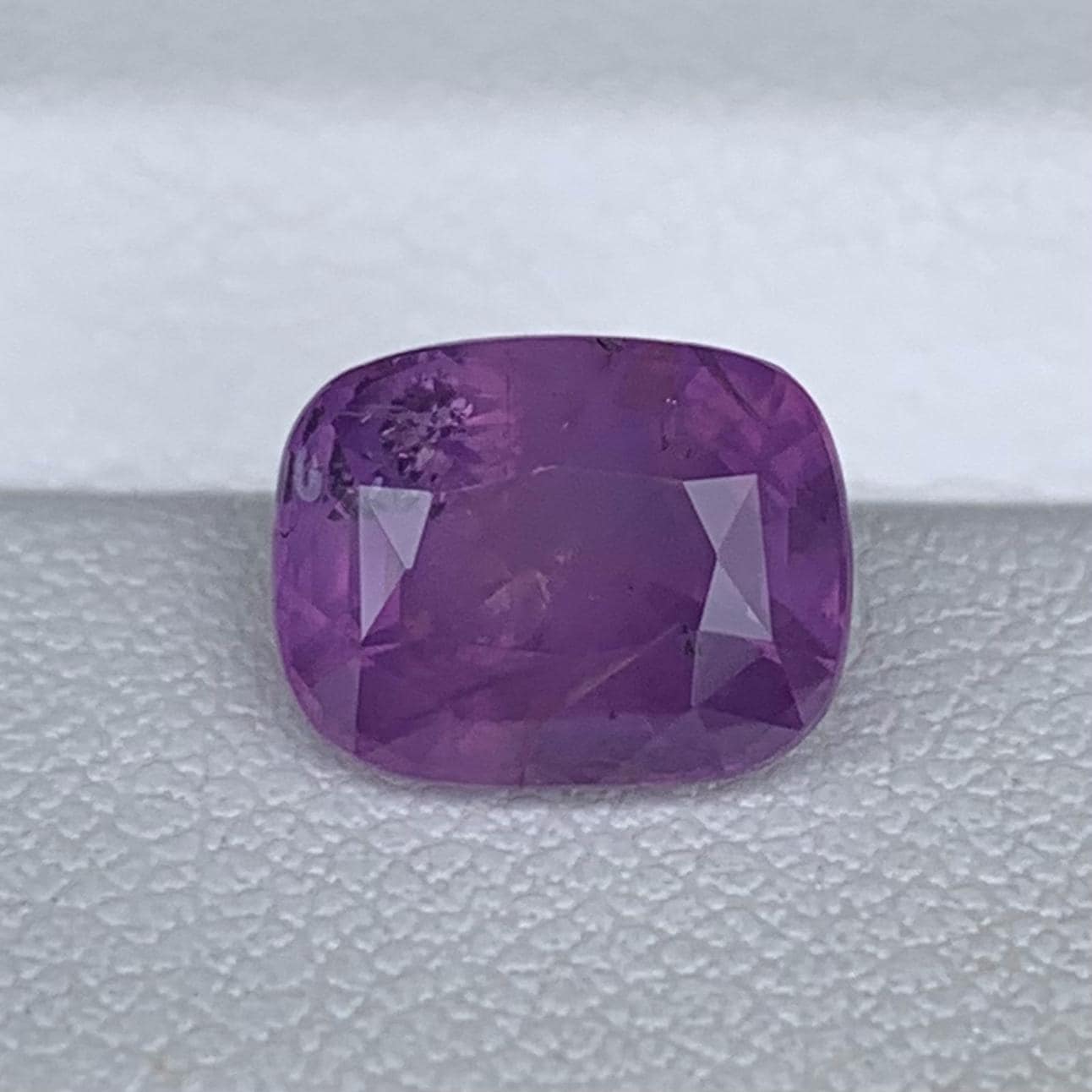 Natural Purple Sapphire 3.15ct - (UH) - Baza Boutique