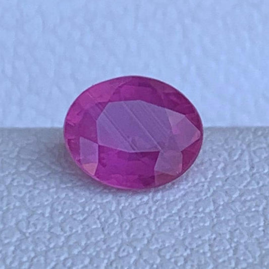 Natural Oval Cut Pinkish Ruby 0.54ct - (UH)