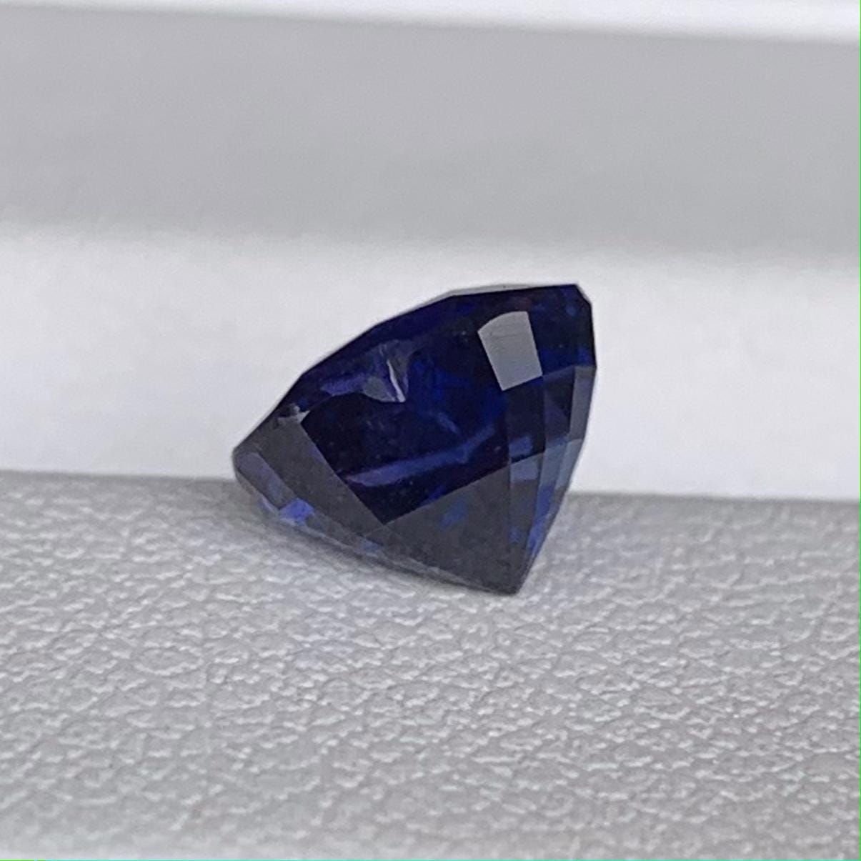 Unheated Heart Shaped Royal Blue Sapphire 2.10 - (UH) - Baza Boutique