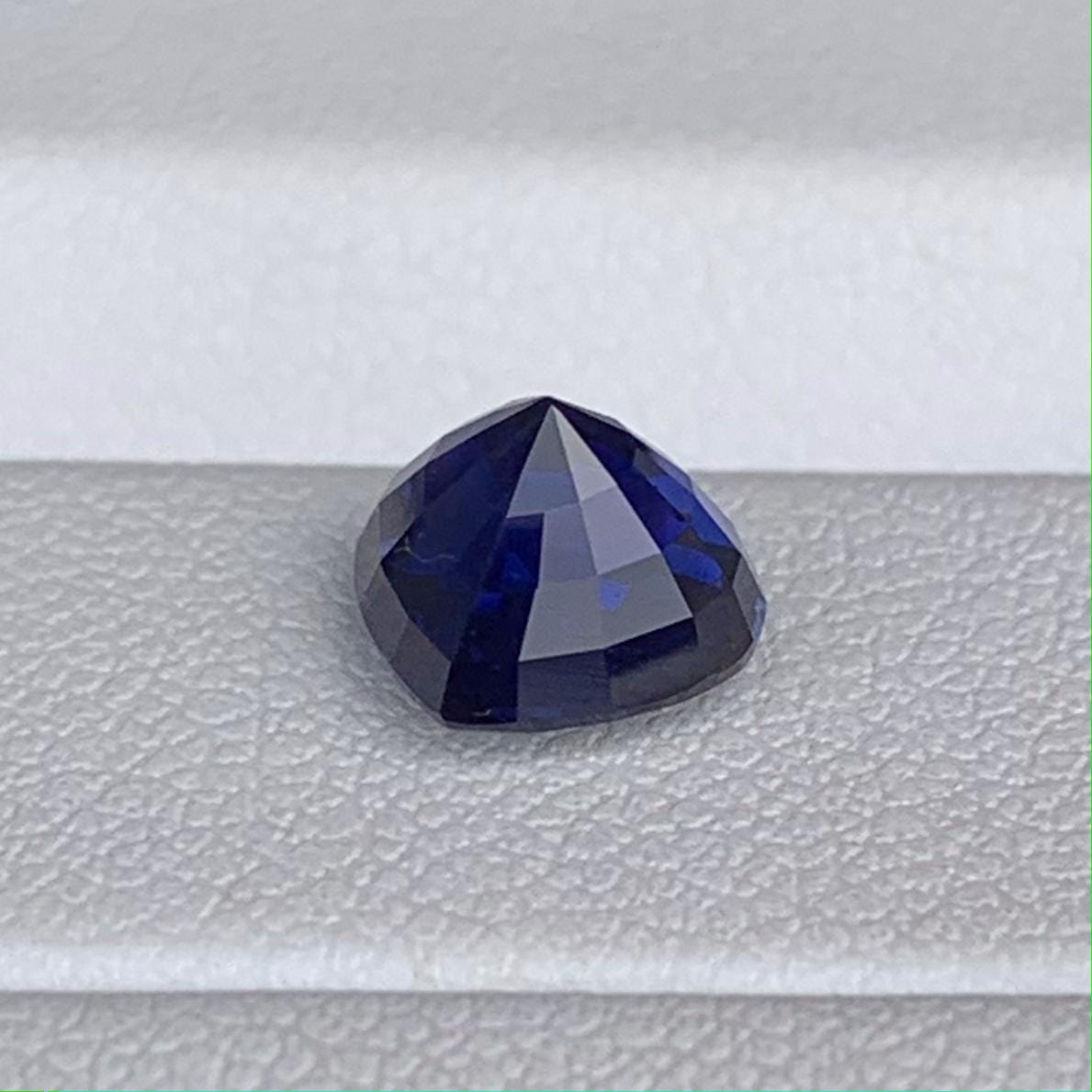 Unheated Heart Shaped Royal Blue Sapphire 2.10 - (UH) - Baza Boutique