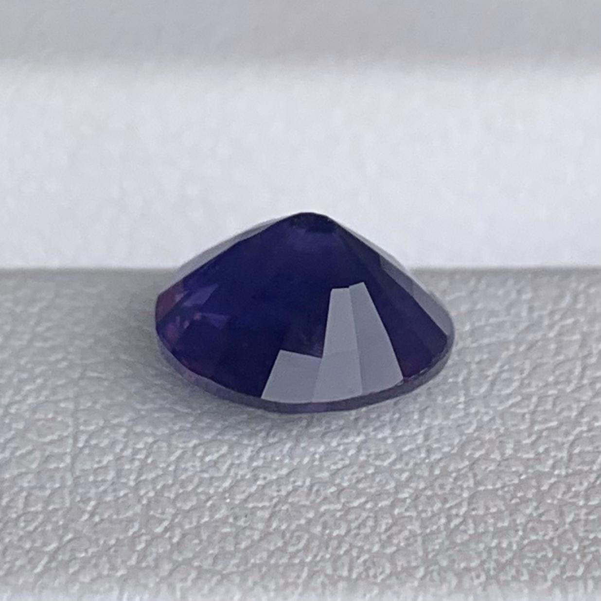 Rare Color Changing Blue Sapphire 2.50 - (UH) - Baza Boutique