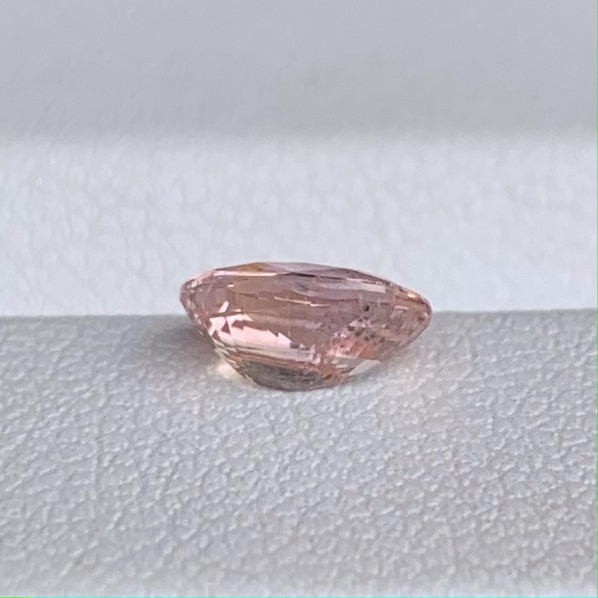 Natural Padparadscha Sapphire 1.02ct - (UH)