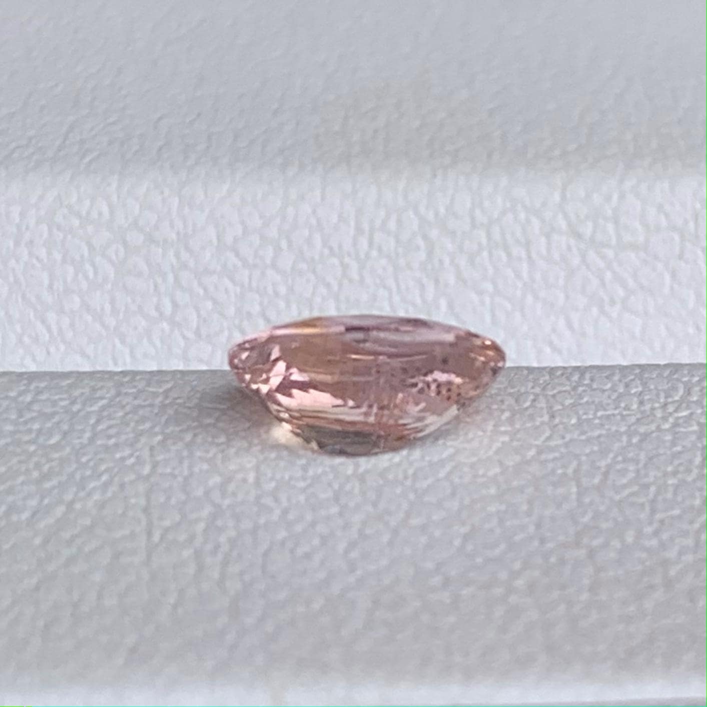 Natural Padparadscha Sapphire 1.02ct - (UH)