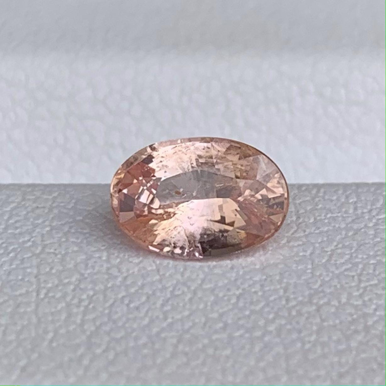 Natural Padparadscha Sapphire 1.02ct - (UH)
