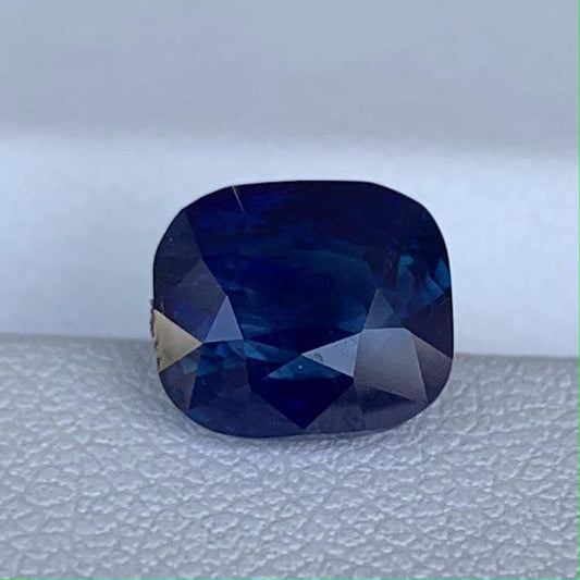 Unheated Ceylon Royal Blue Sapphire 2.64ct - (UH) - Baza Boutique