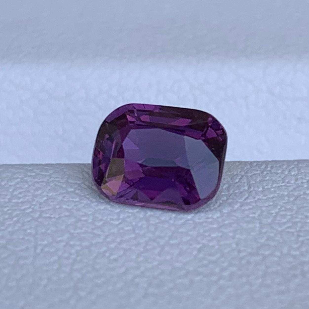 Natural Purple Sapphire 1.16ct - (H) - Baza Boutique