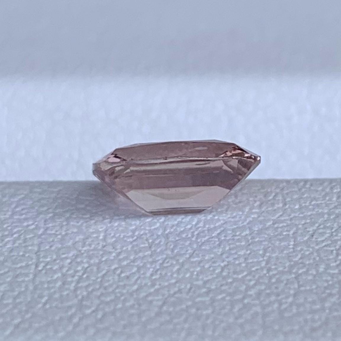 Natural Padparadscha Sapphire 1.25ct - (UH) - Baza Boutique