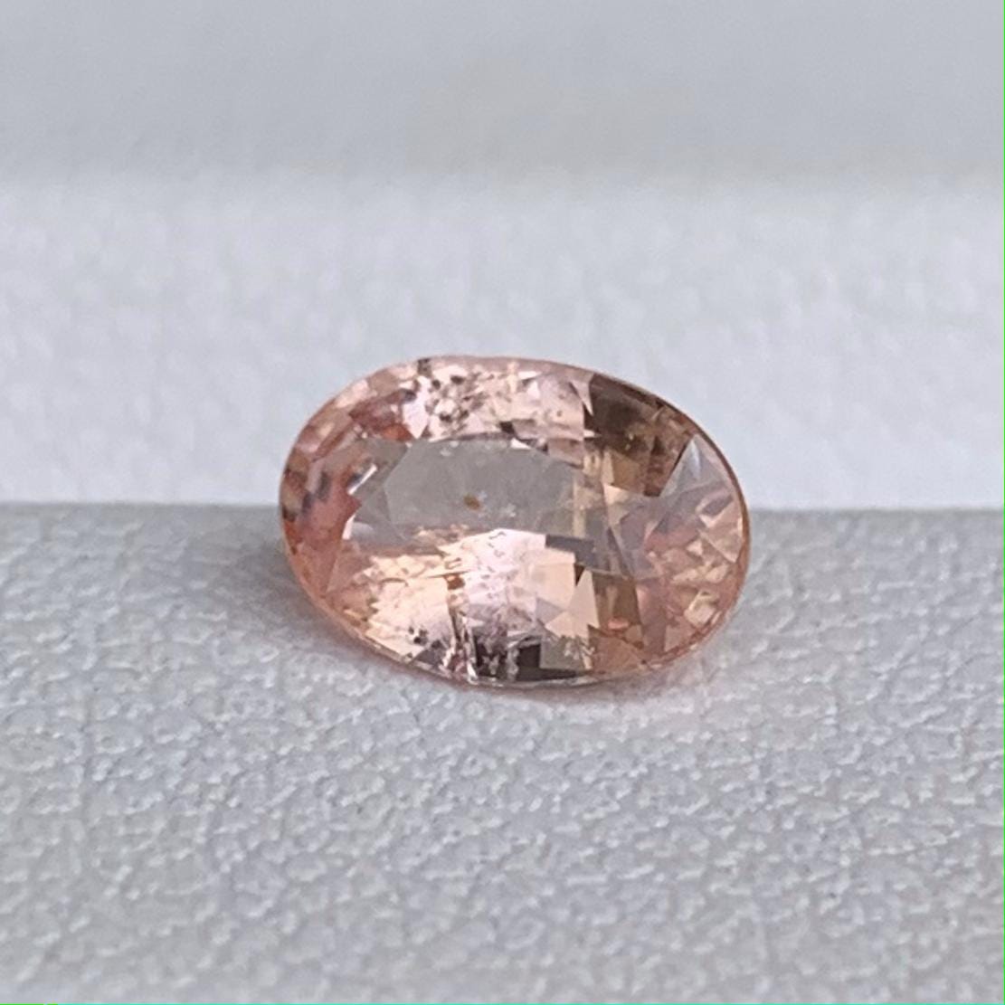 Natural Padparadscha Sapphire 1.02ct - (UH)