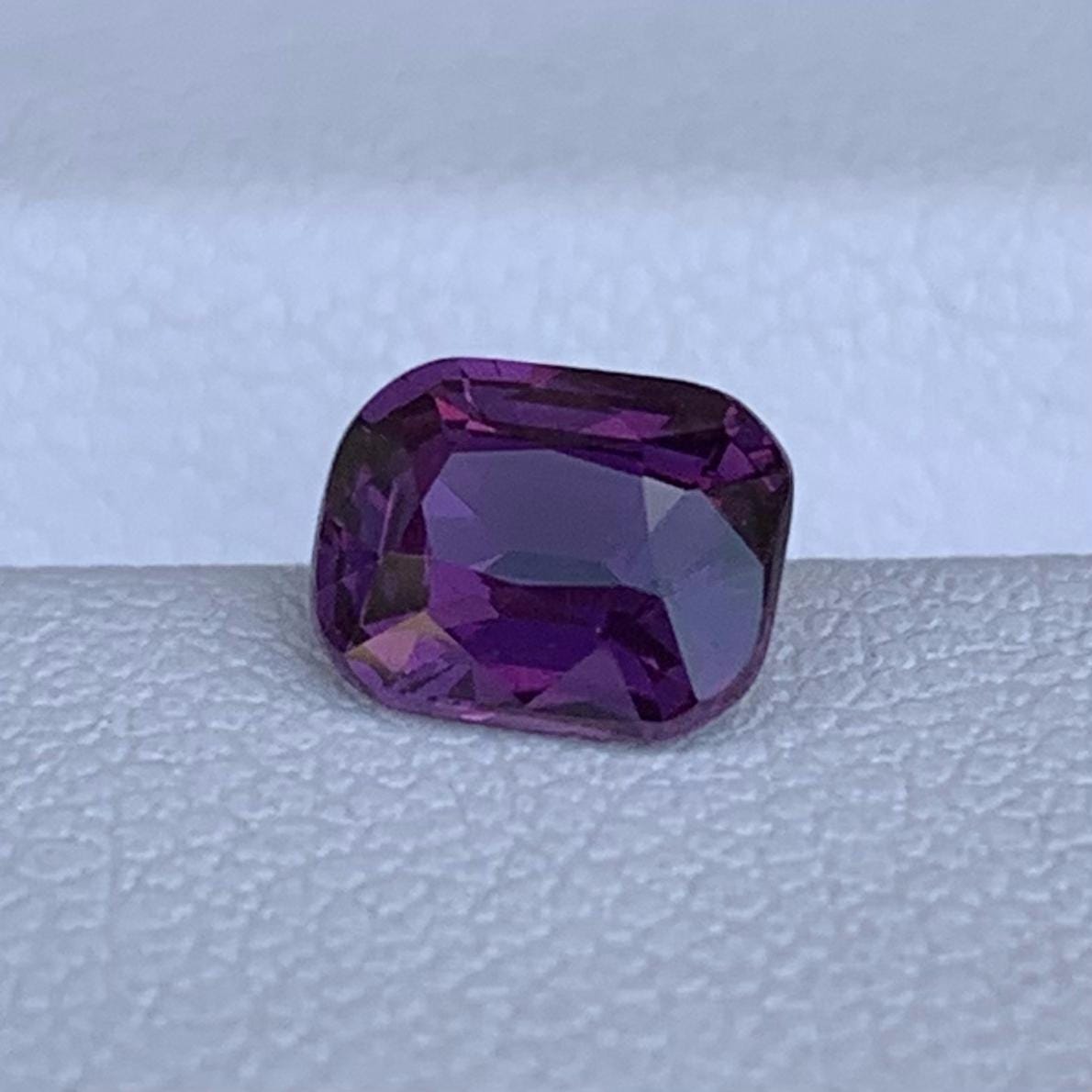 Natural Purple Sapphire 1.16ct - (H) - Baza Boutique
