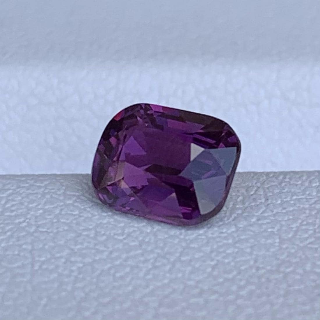 Natural Purple Sapphire 1.16ct - (H) - Baza Boutique