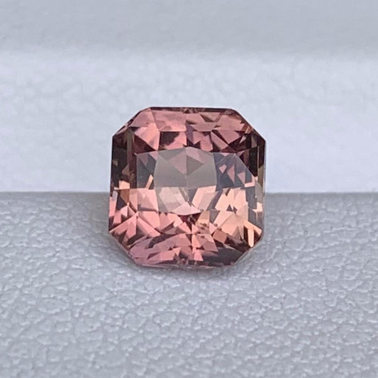 Natural Radiant Cut Padparadscha Sapphire 2.04ct - (UH)