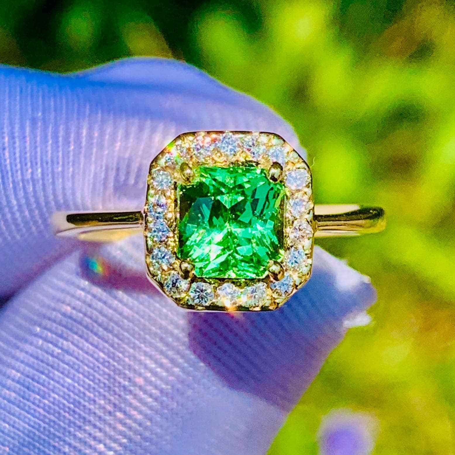 1.52ct Tsavorite Garnet Ring – 14K Rose Gold & Natural Diamonds