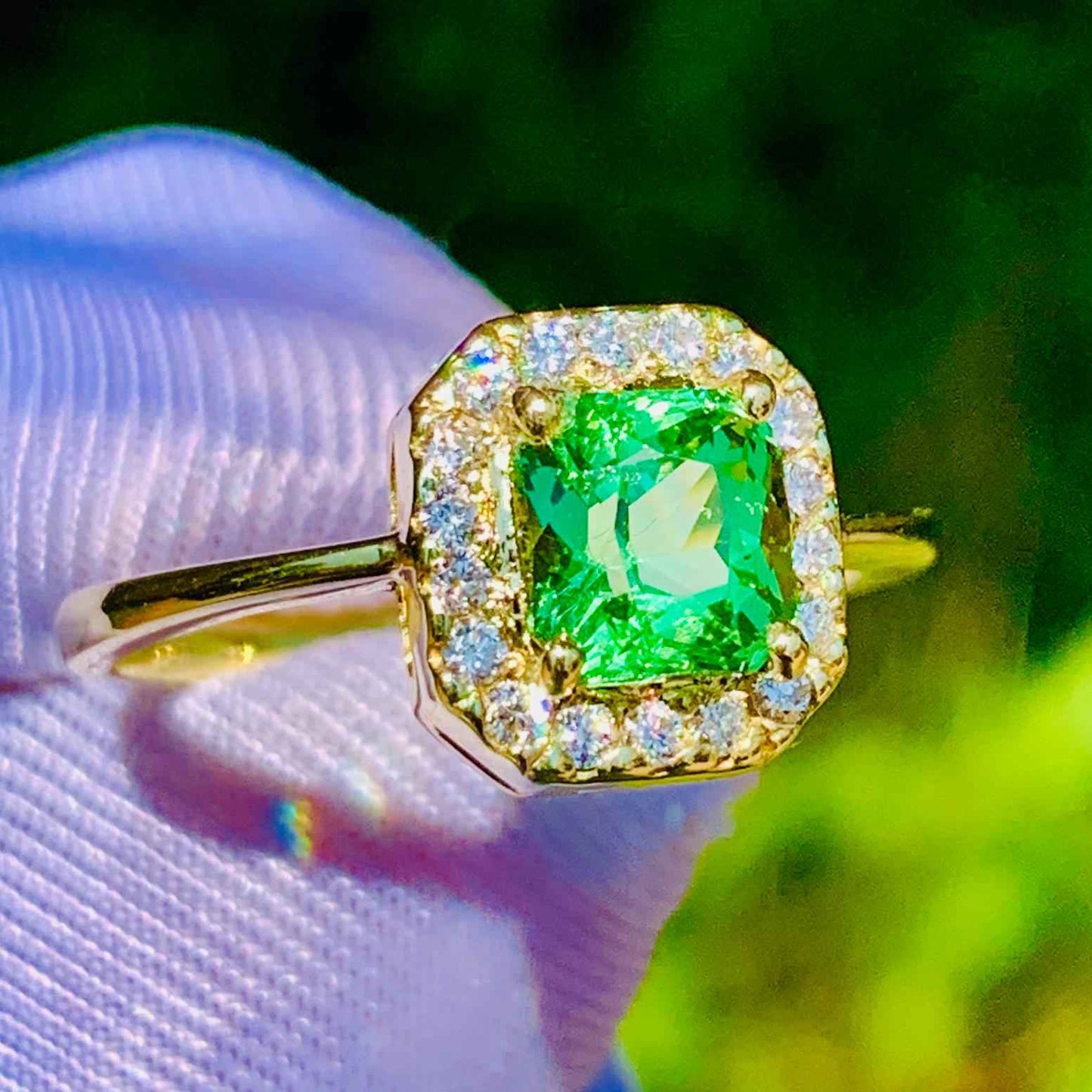 1.52ct Tsavorite Garnet Ring – 14K Rose Gold & Natural Diamonds