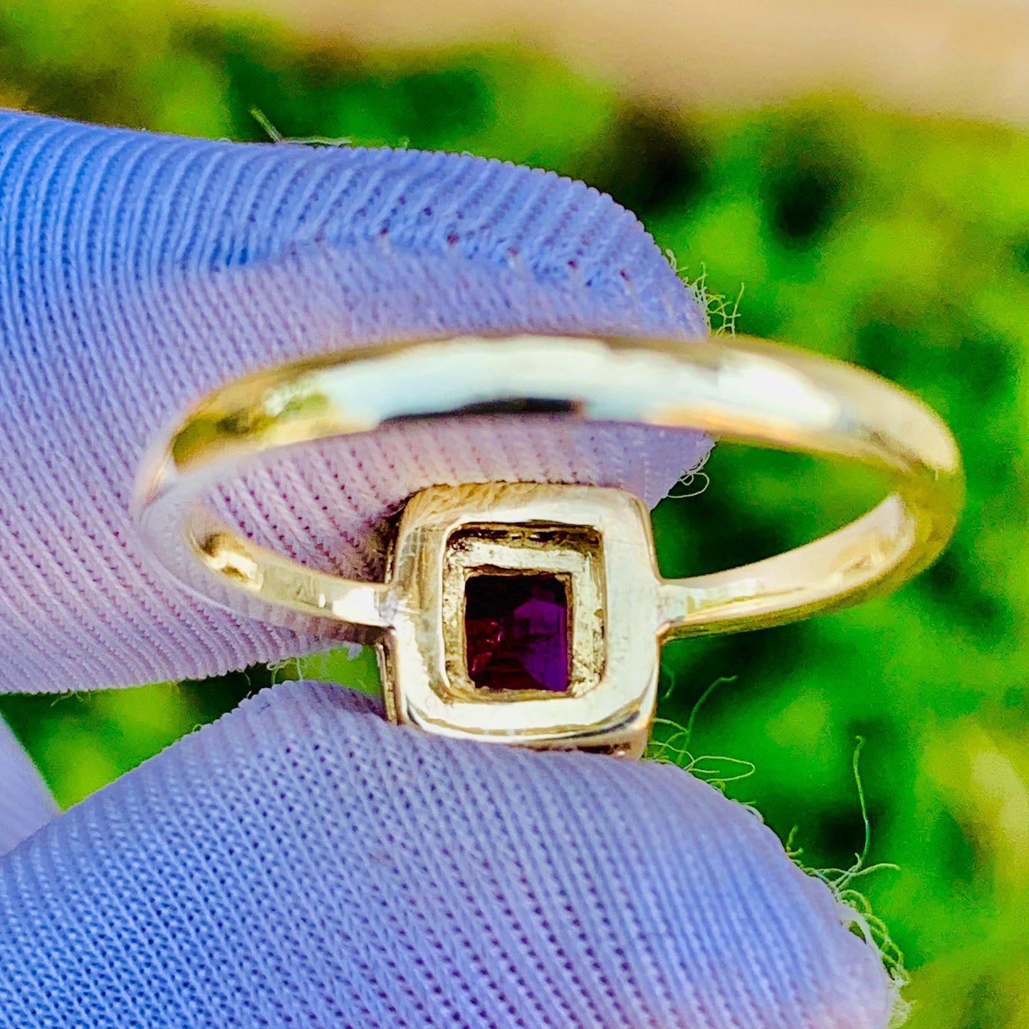 0.70ct Natural Ruby Ring – 14K Yellow Gold & Natural Diamonds