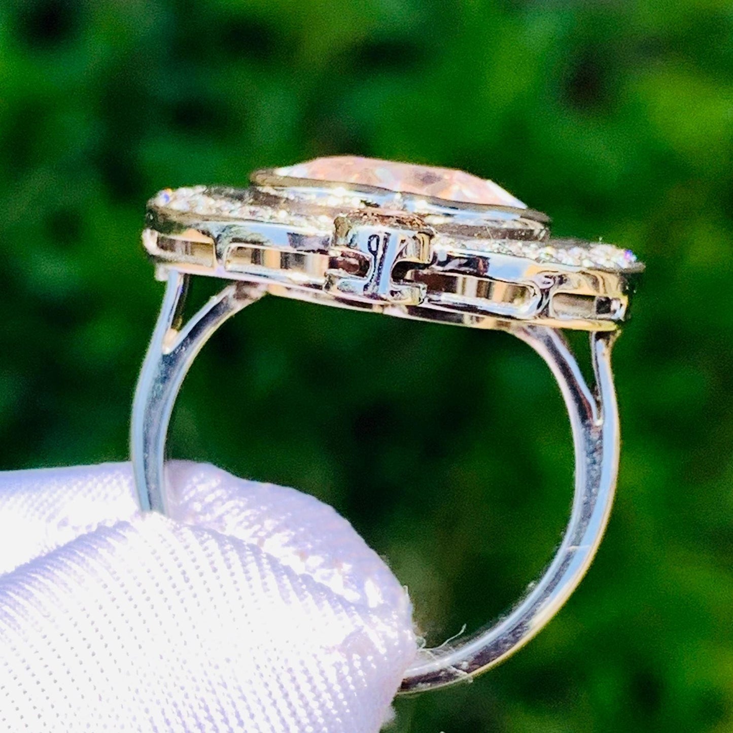 6.60ct Heart Sapphire Ring – 14K Yellow Gold