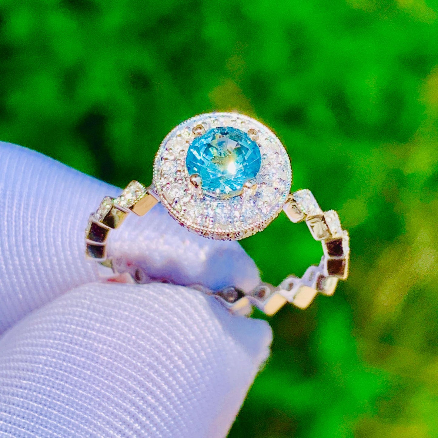 Teal Sapphire Halo Ring – 14K White Gold & Natural Diamonds
