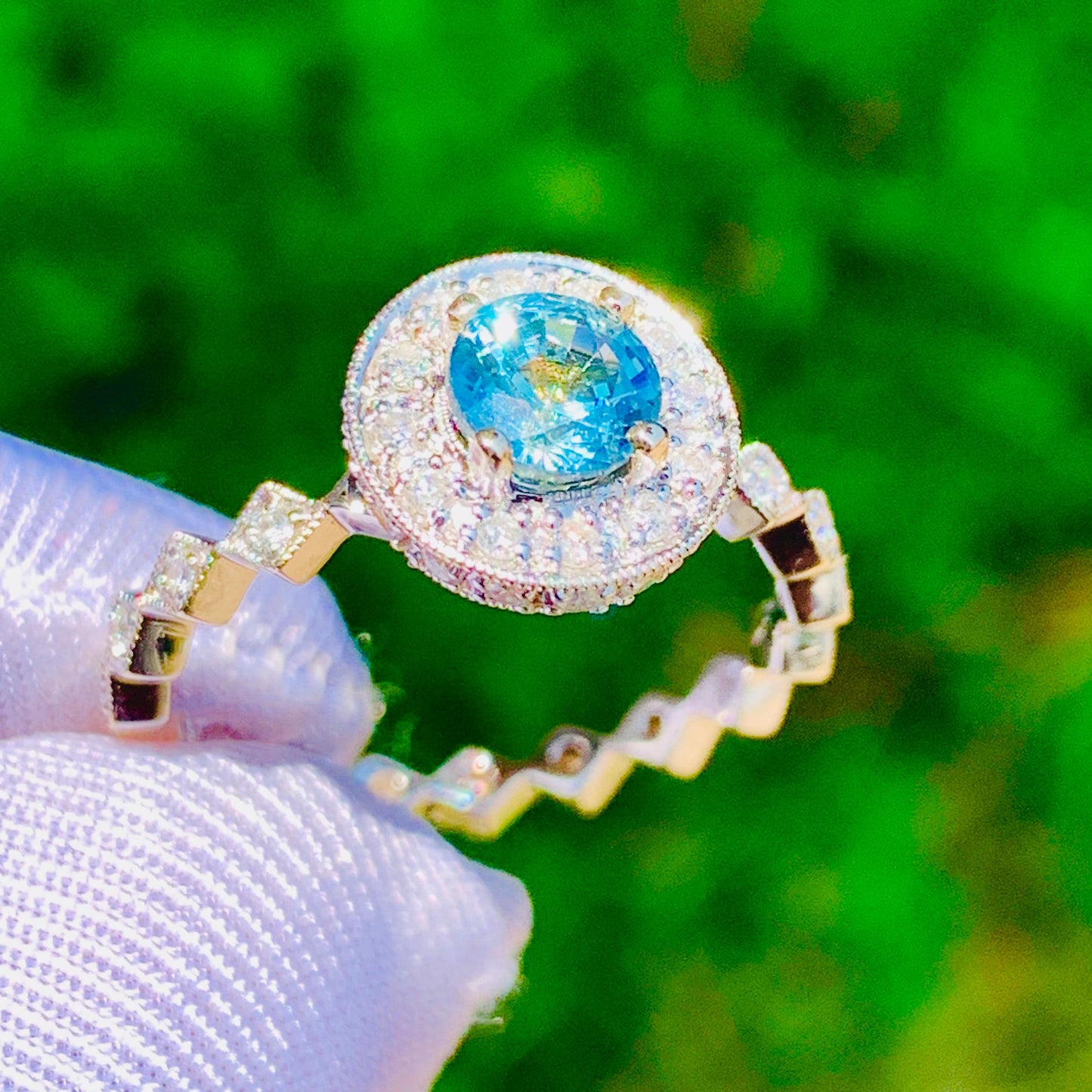 Teal Sapphire Halo Ring – 14K White Gold & Natural Diamonds