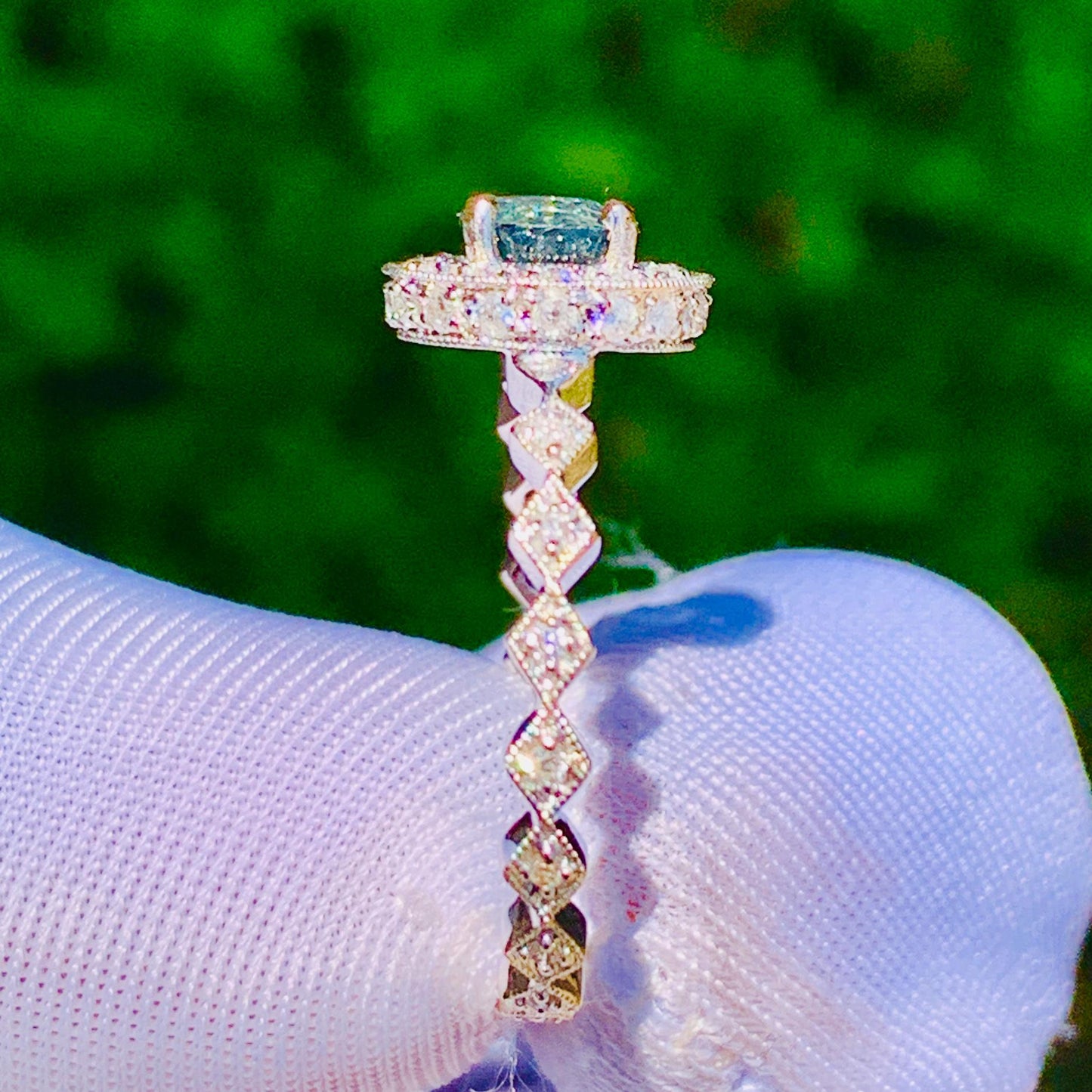 Teal Sapphire Halo Ring – 14K White Gold & Natural Diamonds