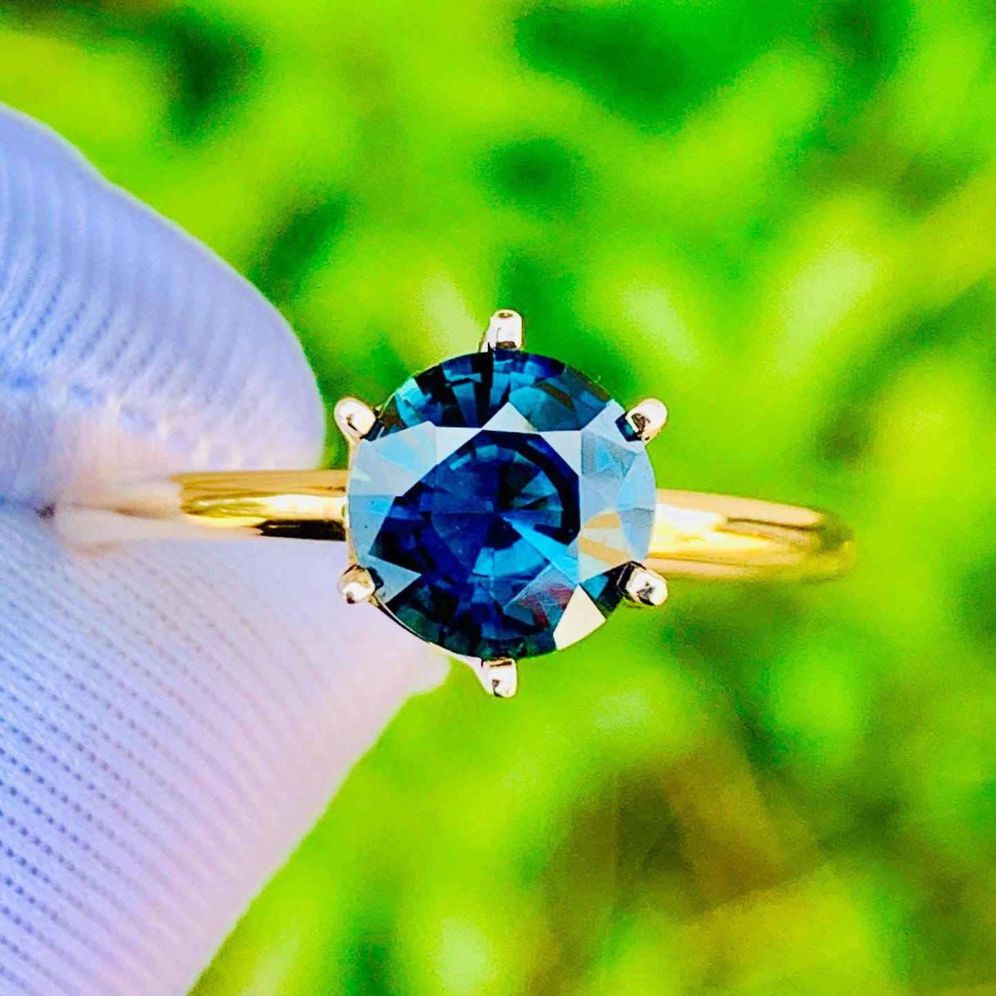 1.50ct Teal Sapphire Ring – 14K White Gold