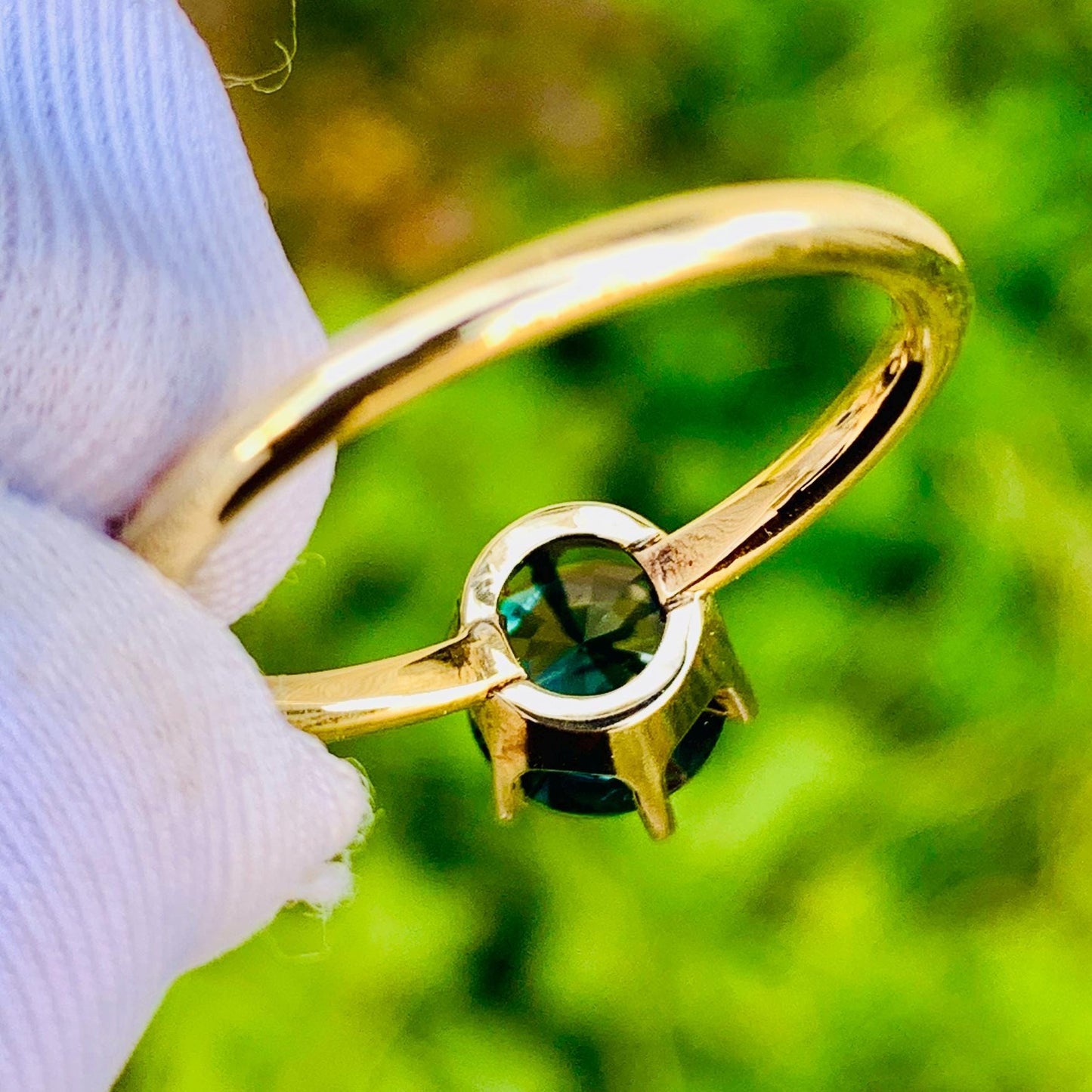 1.50ct Teal Sapphire Ring – 14K White Gold