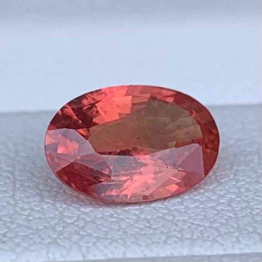 Natural Padparadscha Sapphire 1.06 Cts - Unheated Sunset