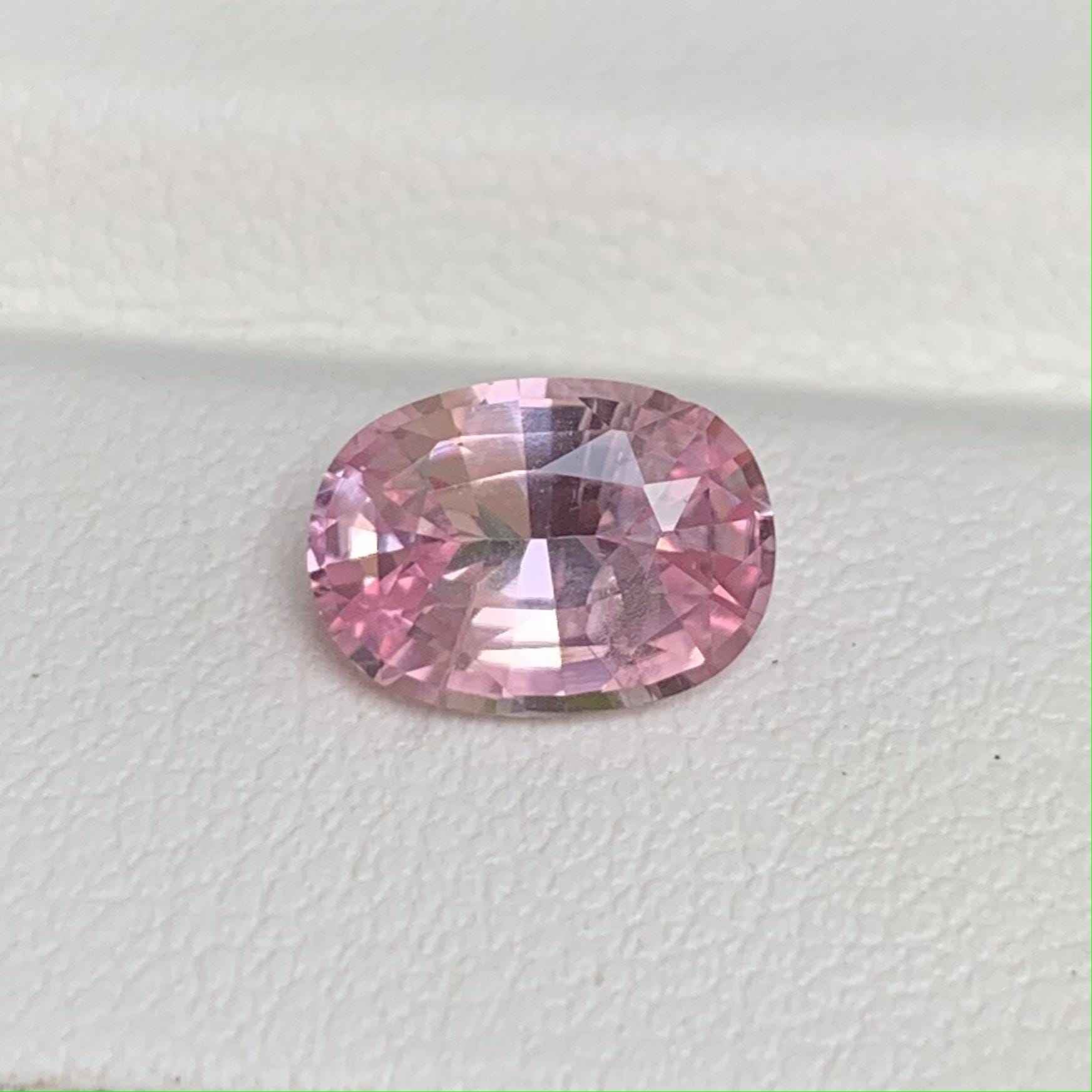 Natural Padparadscha Sapphire 1.74ct Heated  Oval Cut Loose Gemstone for Ring or Pendant