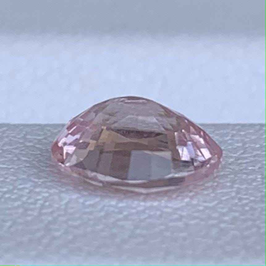 Unheated Peach Sapphire 1.08ct  Natural Oval Cut Pastel Gemstone for Fine Jewelry