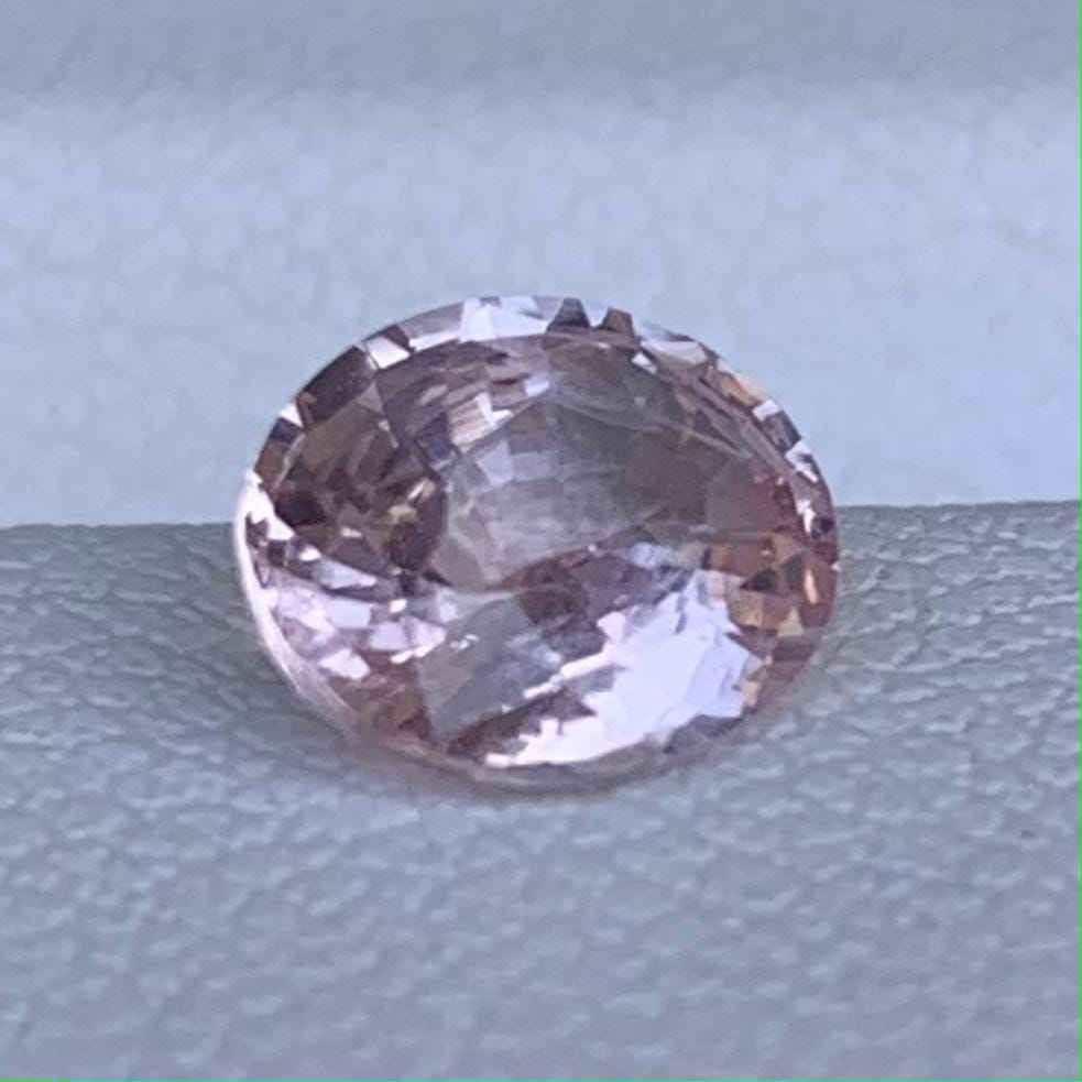 Unheated Peach Sapphire 1.08ct  Natural Oval Cut Pastel Gemstone for Fine Jewelry