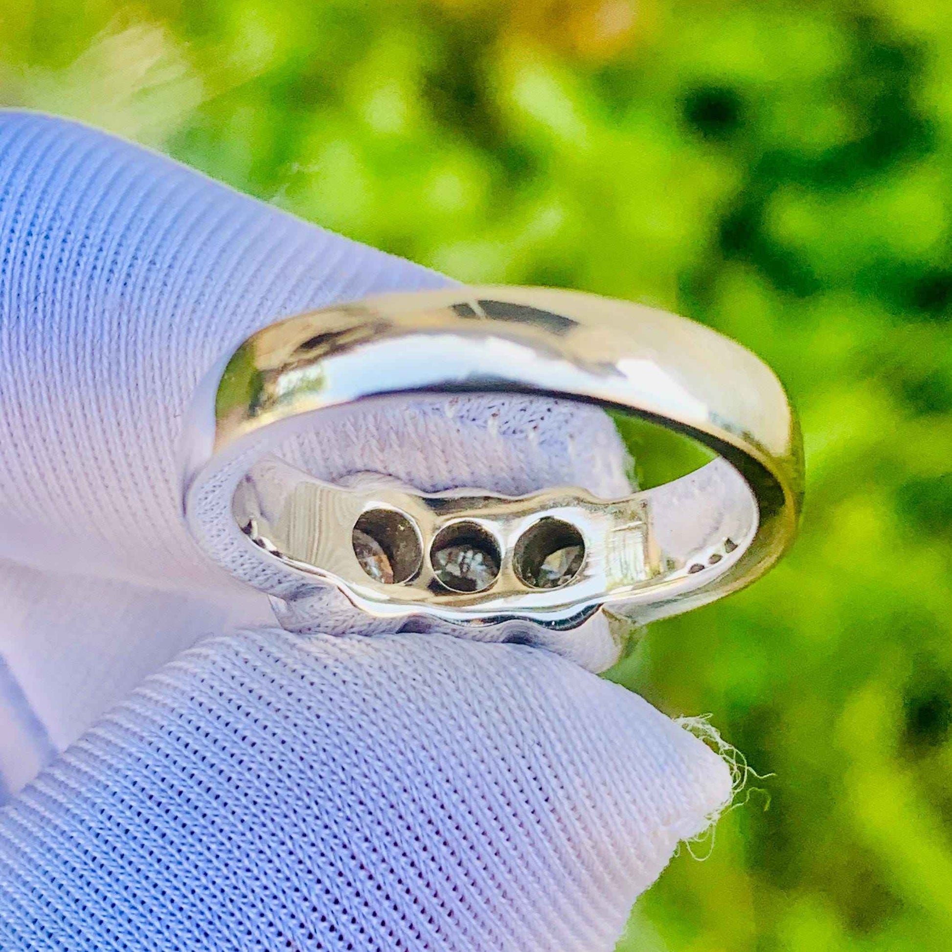 1.40ct VS2 Natural Diamond Three Stone Ring – 14K White Gold