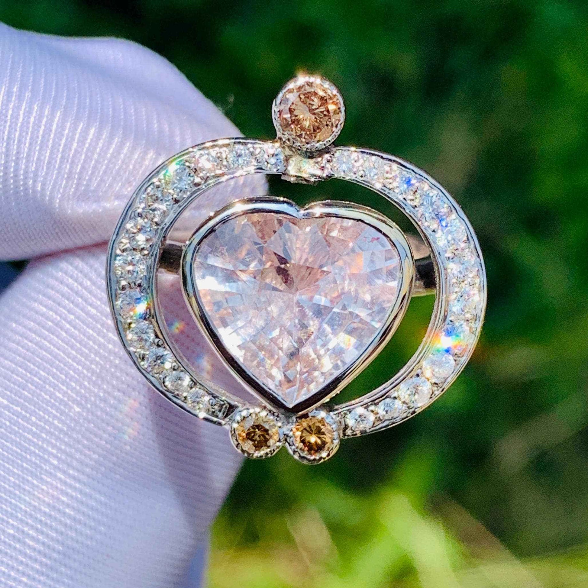 6.60ct Heart Sapphire Ring – 14K Yellow Gold