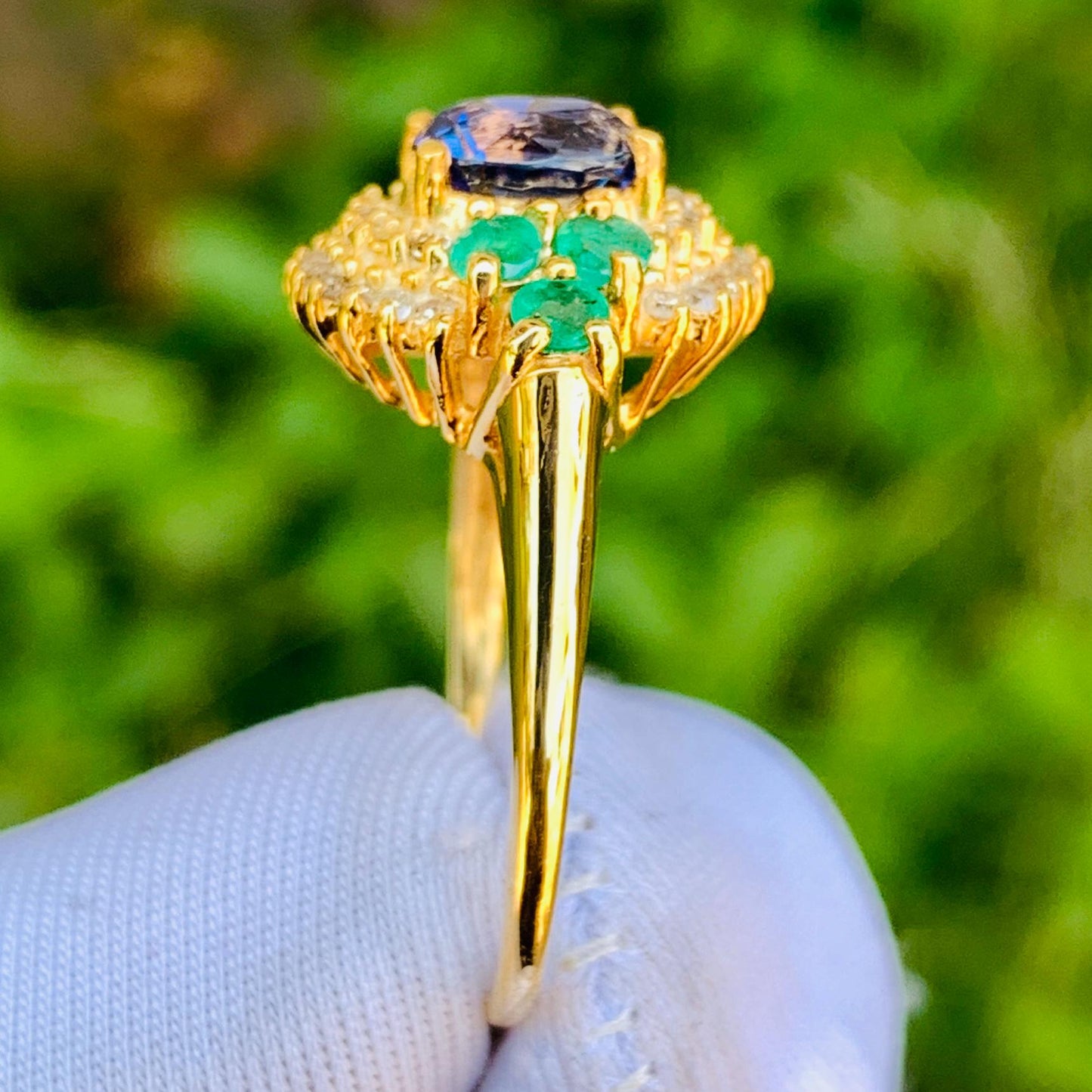 4.28ct Royal Blue Sapphire Ring – 14K White Gold with Natural Emeralds & Diamonds