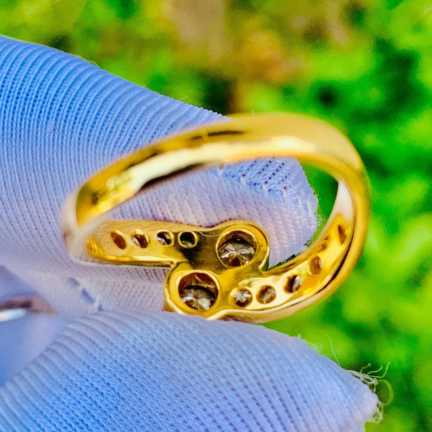 Natural 2 Stone Diamond Ring – 18K Yellow Gold
