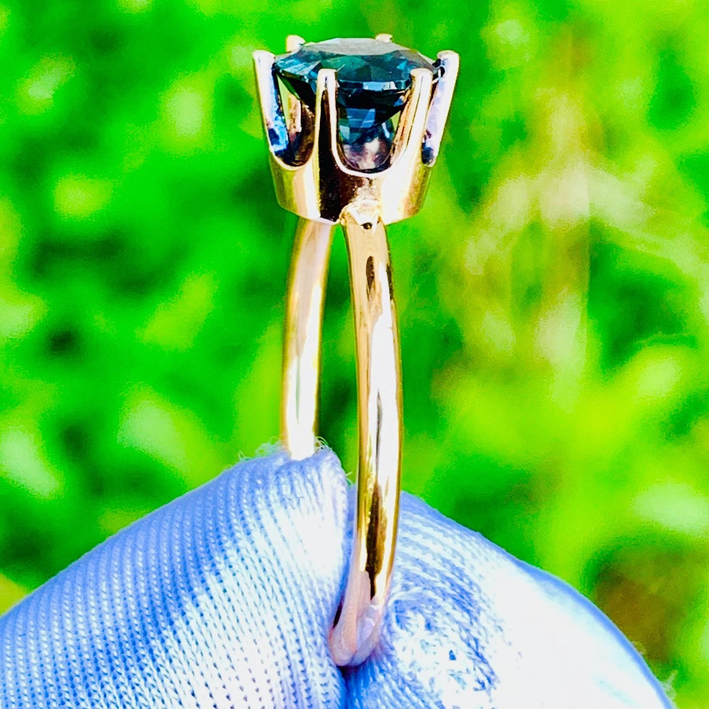 1.50ct Teal Sapphire Ring – 14K White Gold