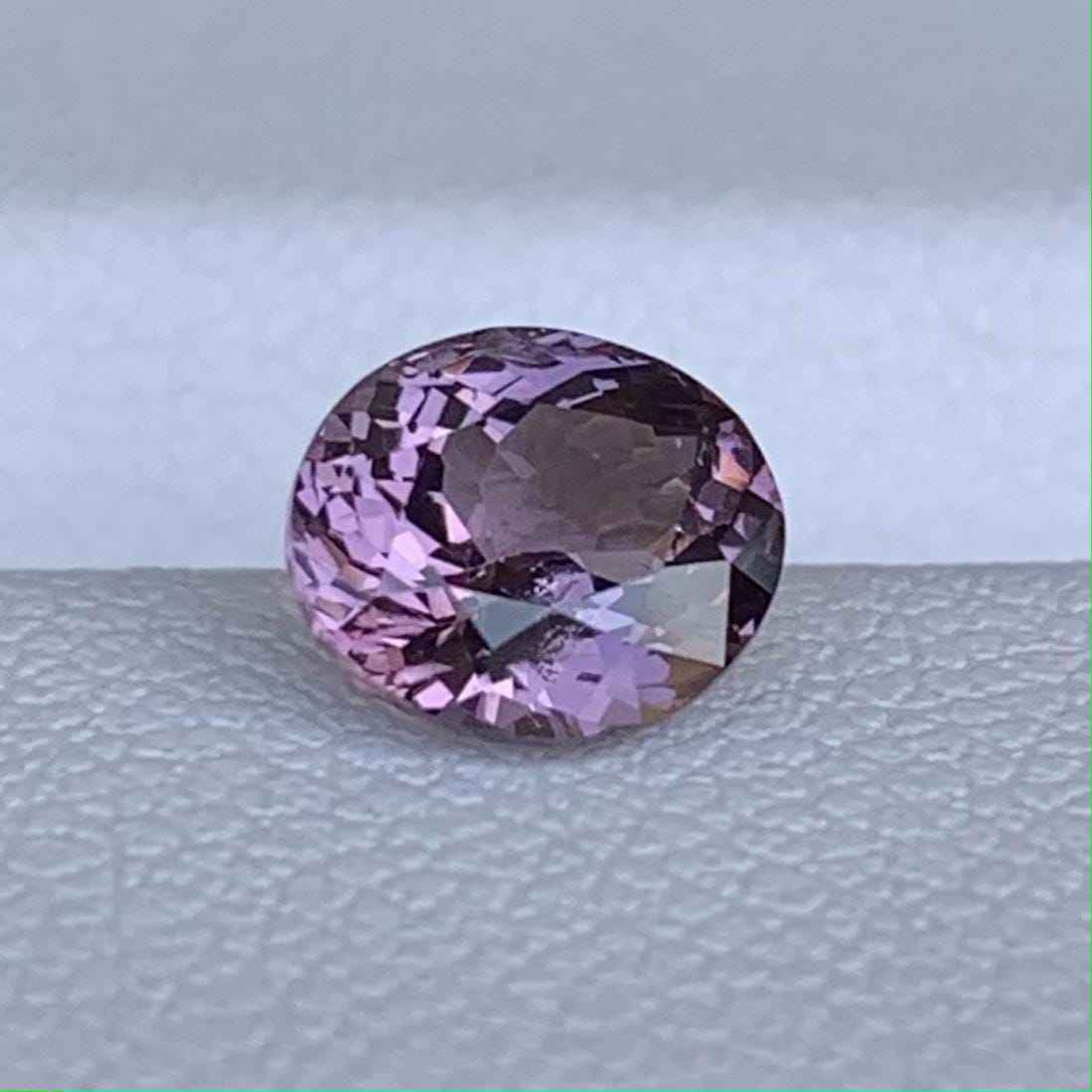 Natural Lavender Spinel 1.01ct  Oval Cut Gemstone with Soft Pastel Hue