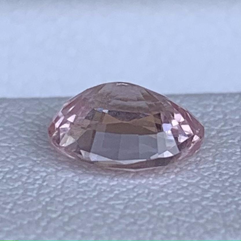 Unheated Peach Sapphire 1.08ct  Natural Oval Cut Pastel Gemstone for Fine Jewelry