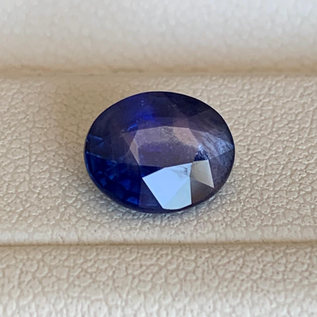 Royal Blue Sapphire 2.06ct Unheated  Natural Oval Cut Ceylon Sapphire for Fine Jewelry