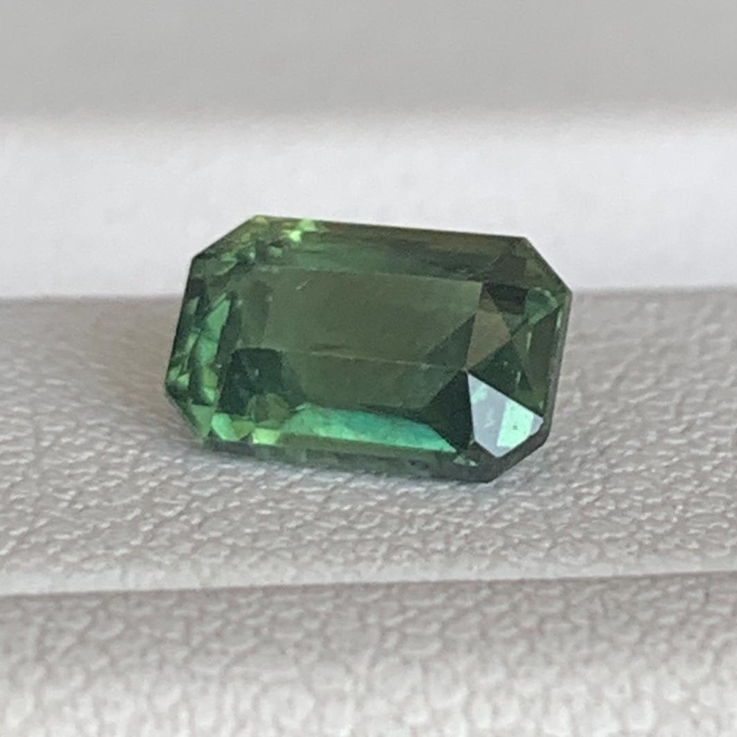 Green Sapphire 1.51ct Unheated  Natural Emerald Cut Green Sapphire Gemstone for Fine Jewelry