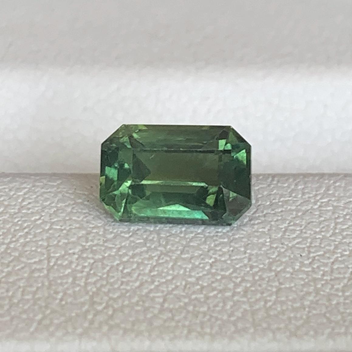Green Sapphire 1.51ct Unheated  Natural Emerald Cut Green Sapphire Gemstone for Fine Jewelry