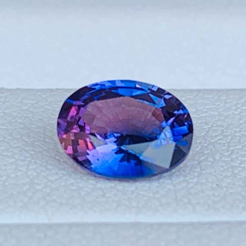 Peacock Bi-Color Sapphire 1.13ct Unheated  Natural Oval Cut Rare Sapphire Gemstone