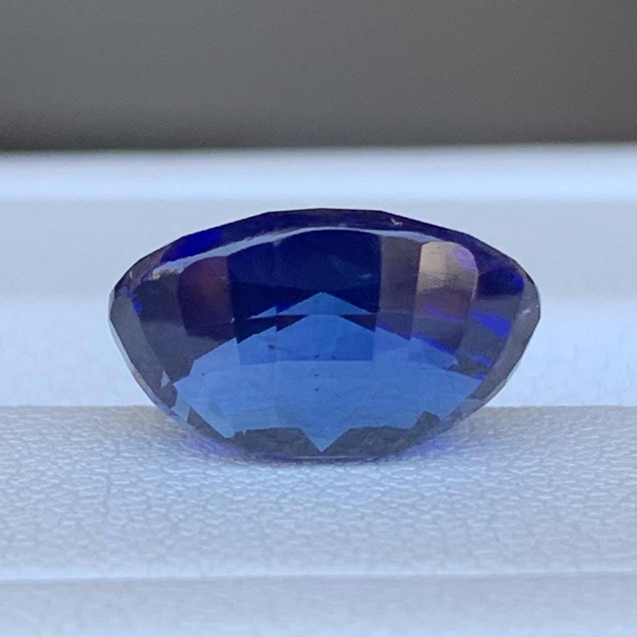 Royal Blue Sapphire 7.13ct Heated  Natural Oval Cut Statement Sapphire for Fine Jewelry