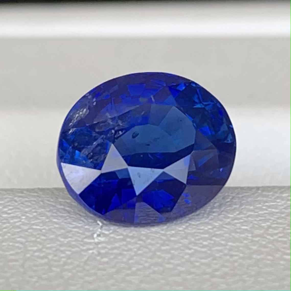 Royal Blue Sapphire 3.57ct Unheated  Natural Oval Cut Blue Sapphire Gemstone for Fine Jewelry